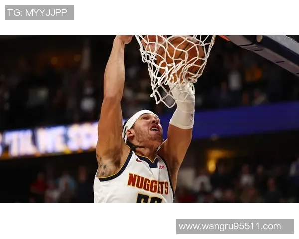 重型轰炸机戈登全场表现出色砍下24分并贡献6篮板1助攻上演精彩空接重扣 重型轰炸机戈登全场表现出色砍下24分并贡献6篮板1助攻上演精彩空接重扣