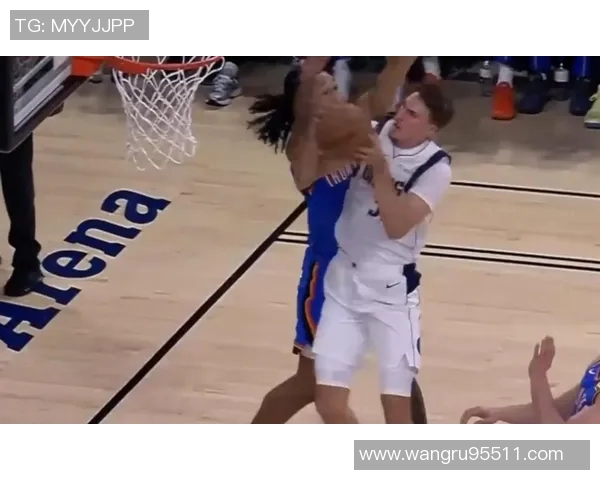 基德称赞拉塞尔传球与防守表现出色期待未来更多精彩表现