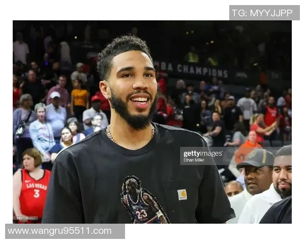 塔图姆担任运营总监寄语杜克队员保持联系随时解决问题 塔图姆担任运营总监寄语杜克队员保持联系随时解决问题