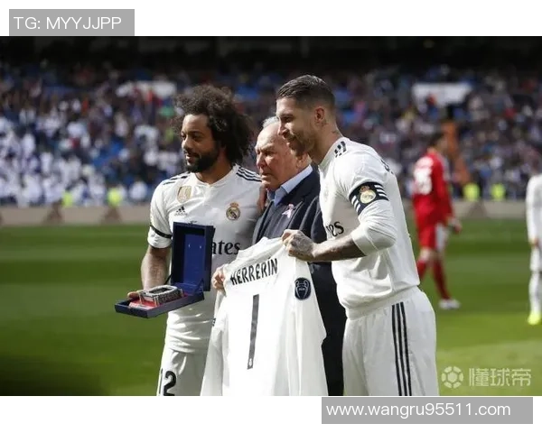 厄瓜多尔球员皮尼达遭枪击不幸离世皇马官方深表哀悼 厄瓜多尔球员皮尼达遭枪击不幸离世皇马官方深表哀悼