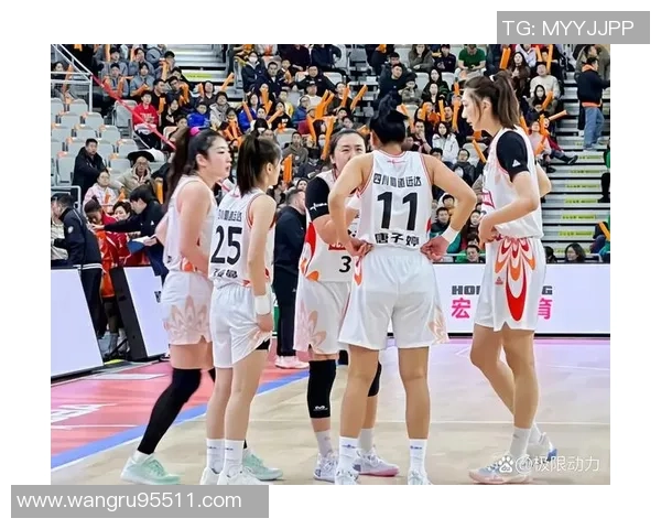 女篮球员在NCAAD1比赛中创纪录单场44分9板16抢断展现惊人实力