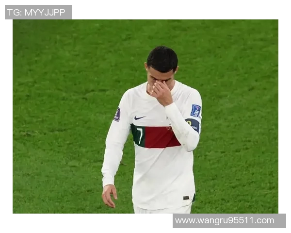 洛伊德替补出战表现惊艳高效得分助球队取得胜利 洛伊德替补出战表现惊艳高效得分助球队取得胜利