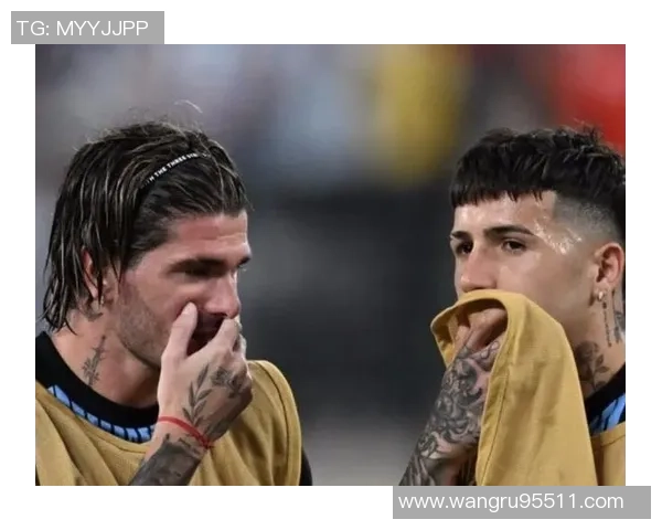 德保罗社媒欢庆季后赛首战胜利激励球队继续前行