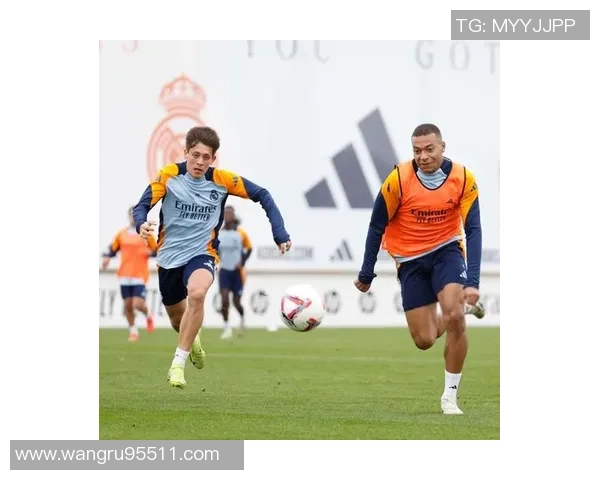 德尚透露姆巴佩伤情细节与他多次交流后感到遗憾 德尚透露姆巴佩伤情细节与他多次交流后感到遗憾